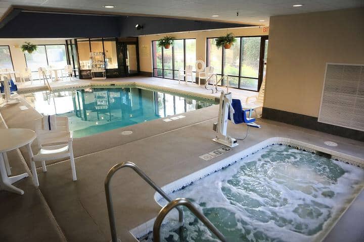 Pool 17 of 26