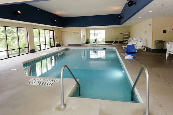 Pool 15 of 26