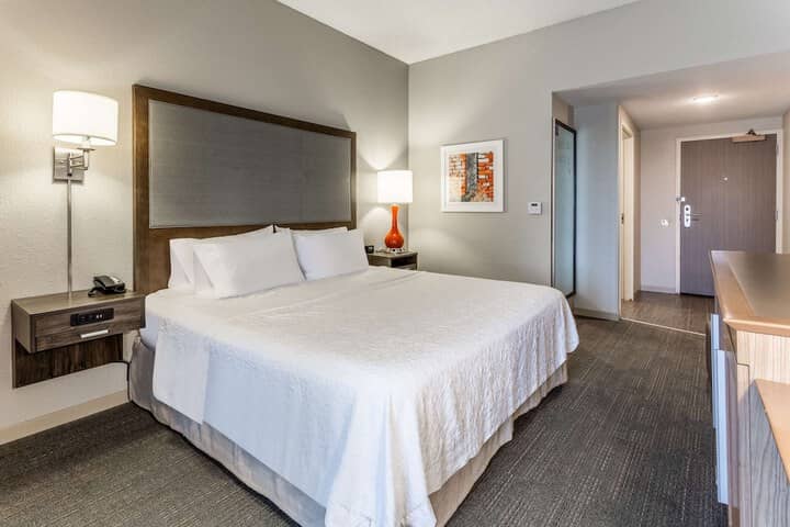 Room 8 of 26