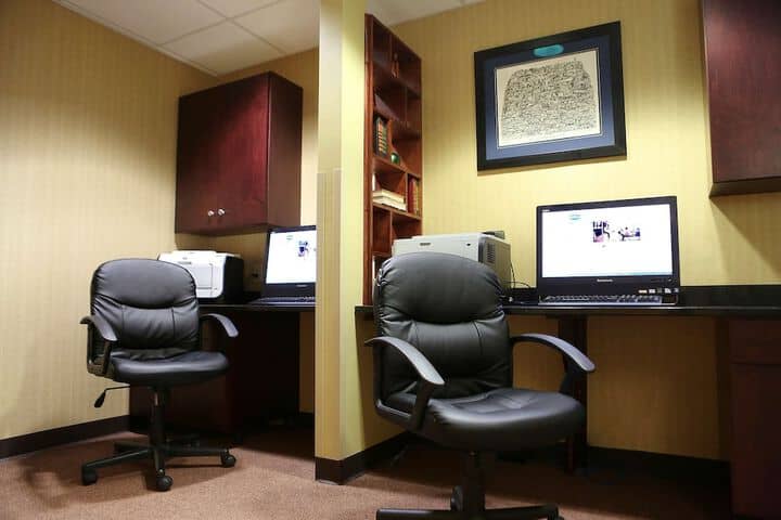 Business Center 26 of 26